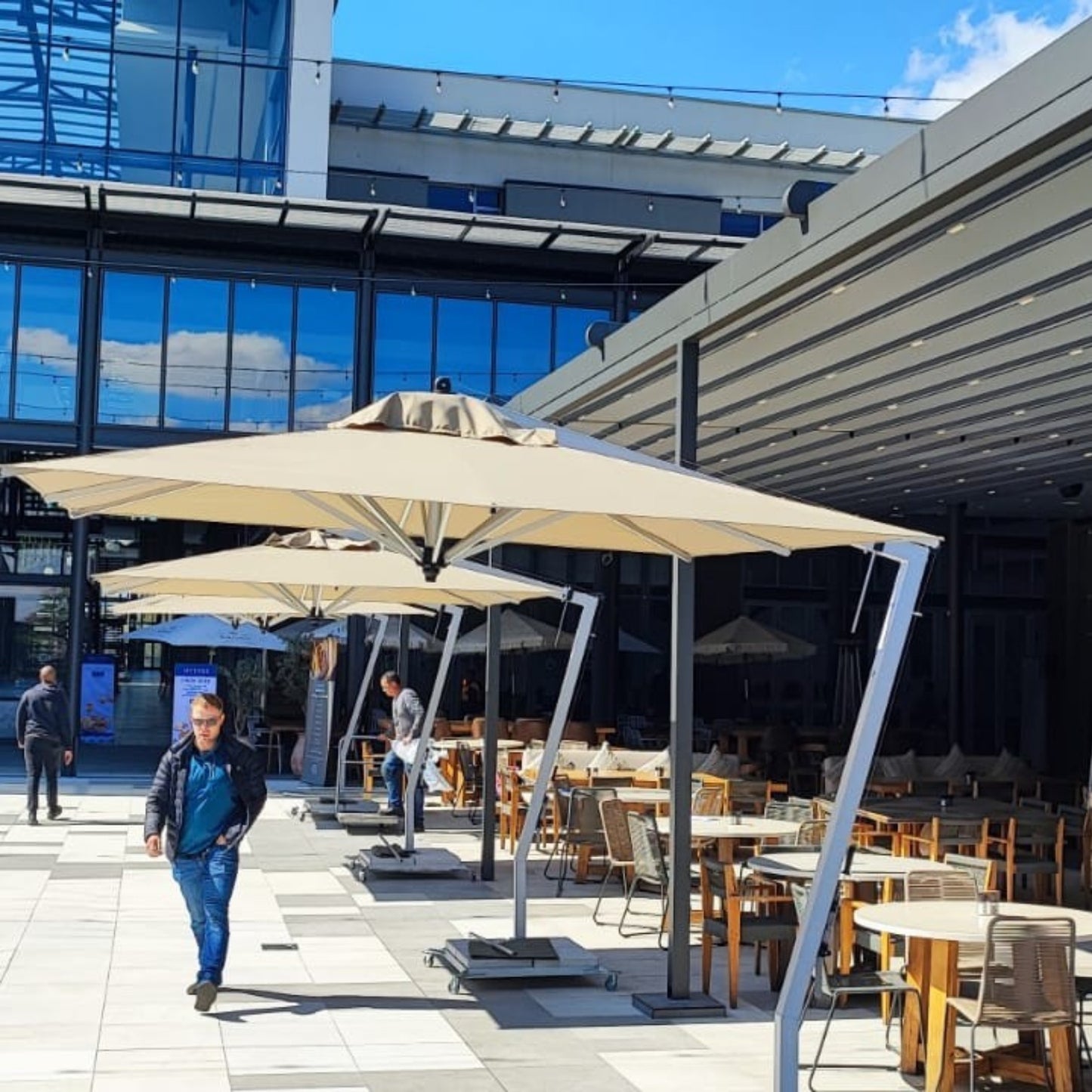 Free-spanLine Outdoor Umbrella Square 3.0m